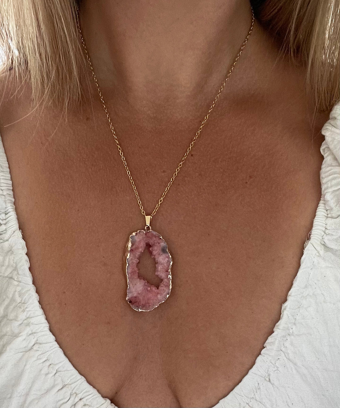 Metal chain healing energy necklace for women Dyed Natural crystal druzy  crystal Minerals gem stone pendant charm necklace - Walmart.com